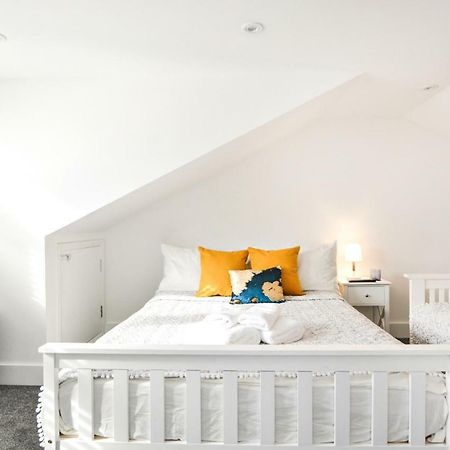 Maida Vale, Queens Park, Warwick Avenue London Exterior photo